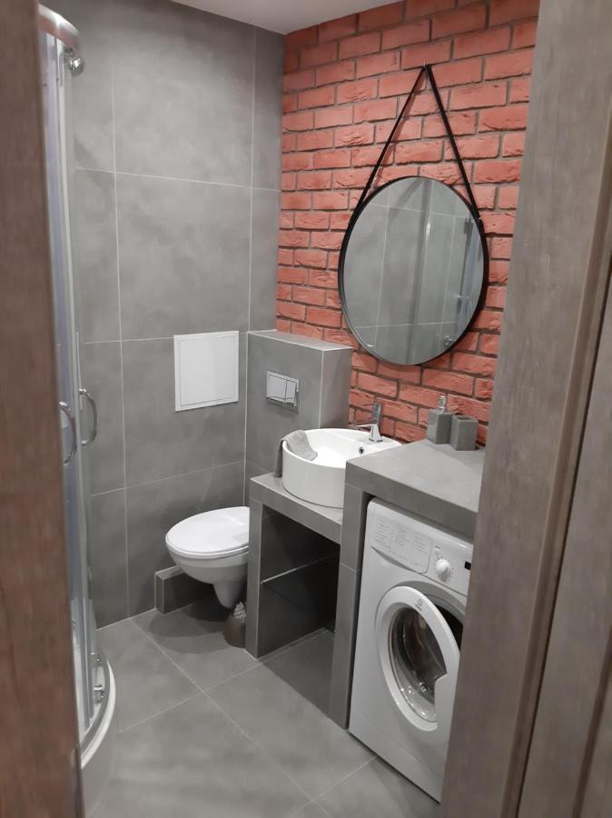 Apartment Port *